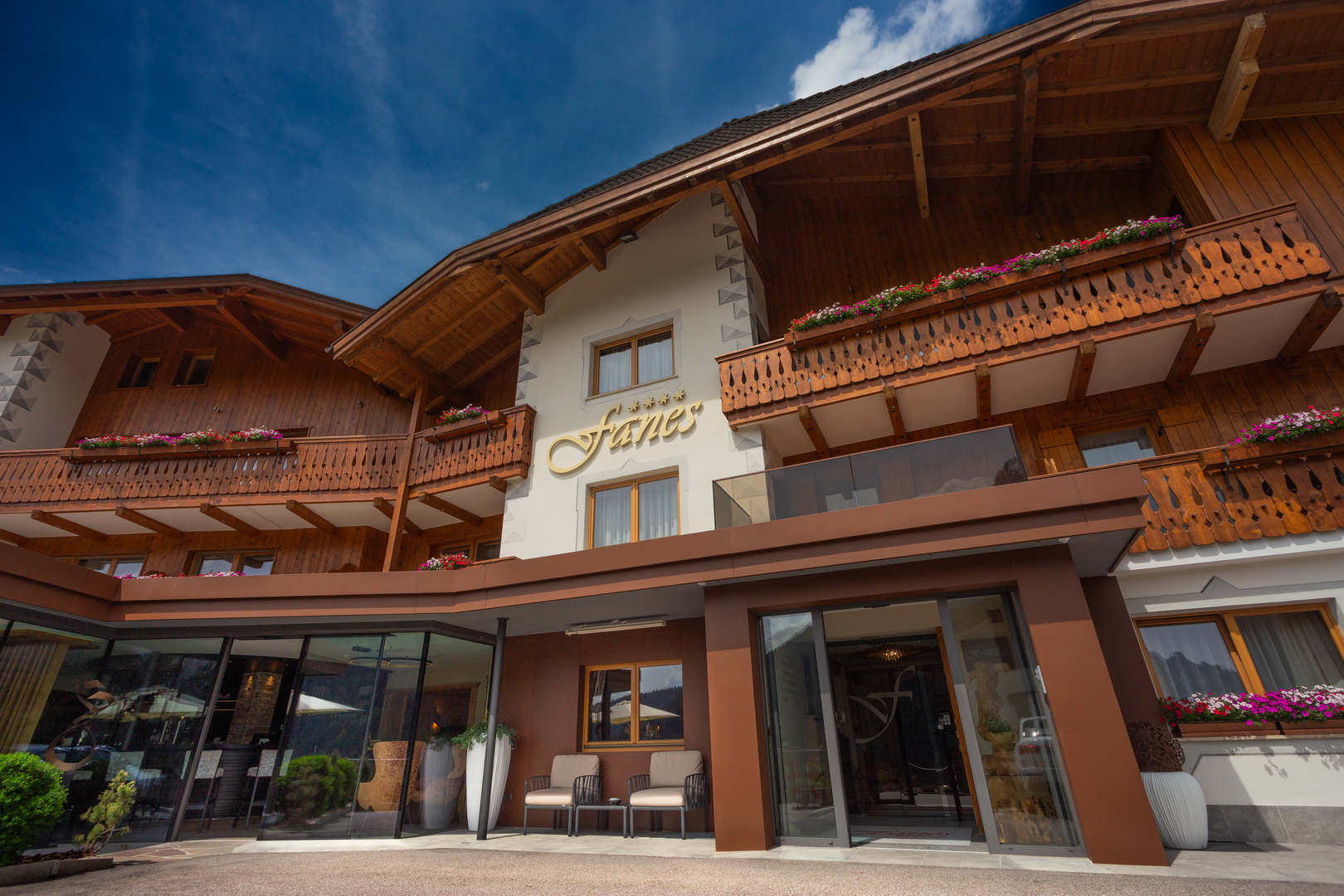 A Glimpse of Elegance – Hotel Fanes Photography